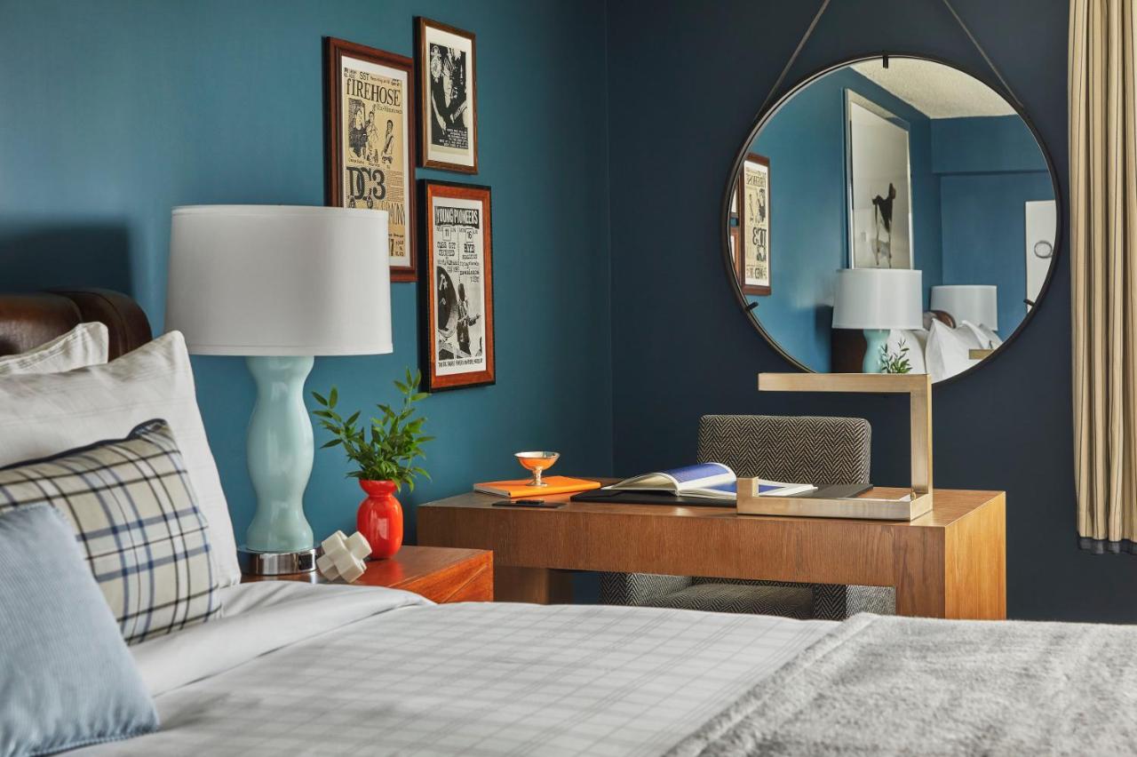 Queen Room at Graduate by Hilton Richmond