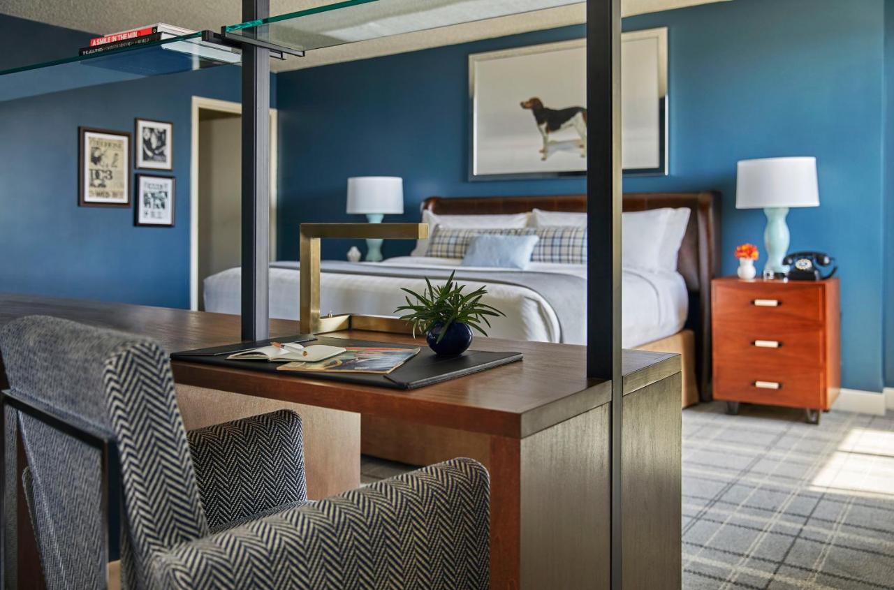 Deluxe King Suite at Graduate by Hilton Richmond