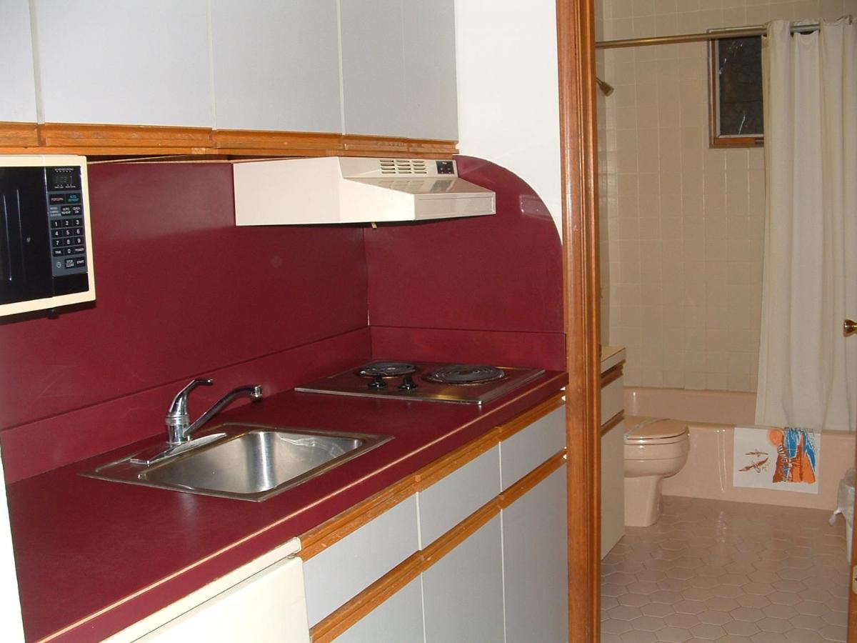 | Calypso Boutique Hotel