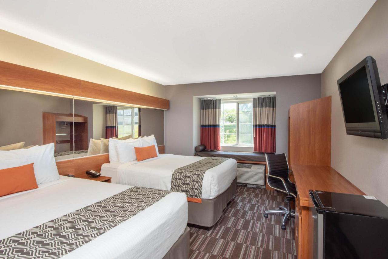 Queen Room with Two Queen Beds - Disability Access/Non-Smoking at Microtel Inn & Suites by Wyndham Springfield