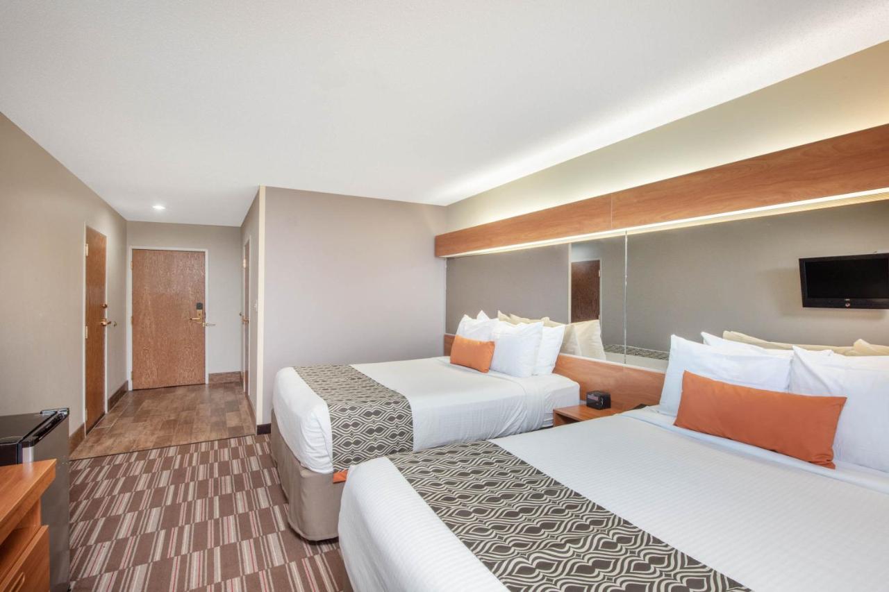 Queen Room with Two Queen Beds - Disability Access/Non-Smoking at Microtel Inn & Suites by Wyndham Springfield