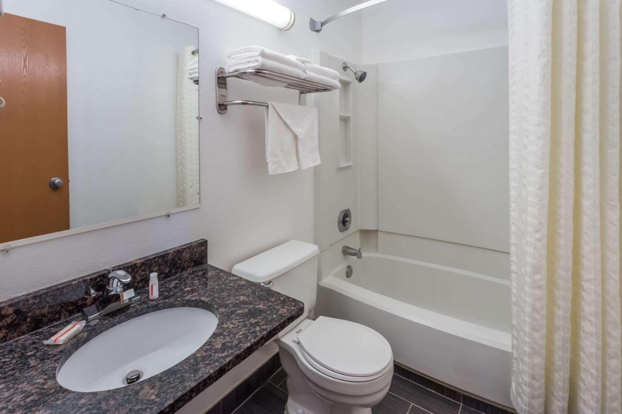 King Room - Non-Smoking at Super 8 by Wyndham Janesville
