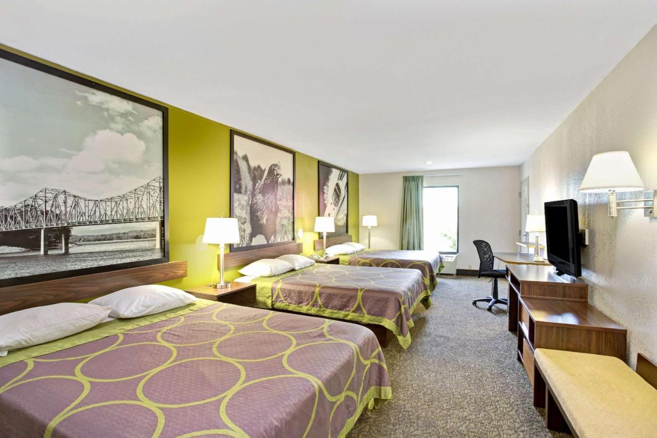 Studio Suite with Three Queen Beds - Non-Smoking at Super 8 by Wyndham Gainesville