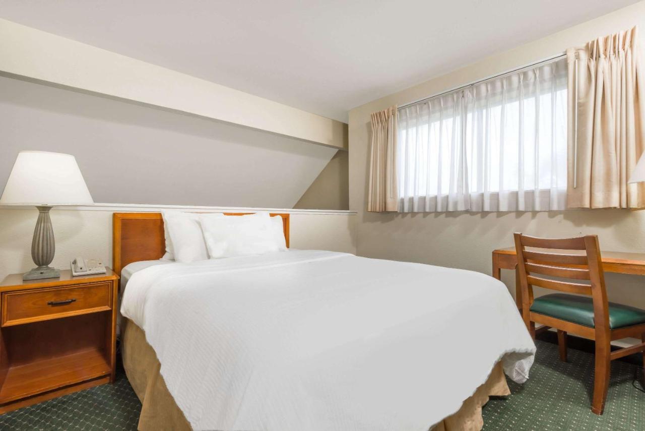 Two-Bedroom Loft Suite - Non-Smoking at Hawthorn Suites by Wyndham Miamisburg/Dayton Mall South