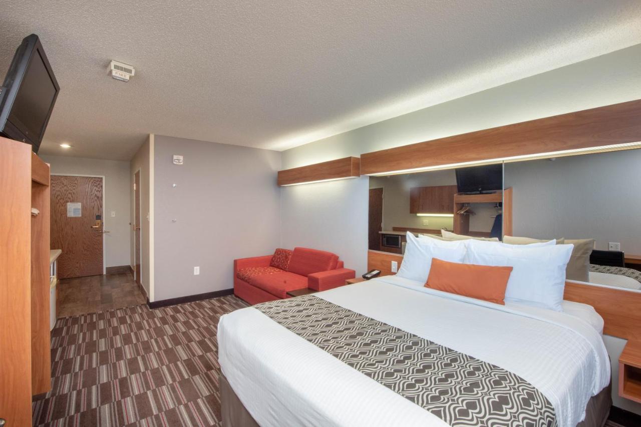 Queen Suite - Disability Access Non Smoking at Microtel Inn & Suites by Wyndham Springfield