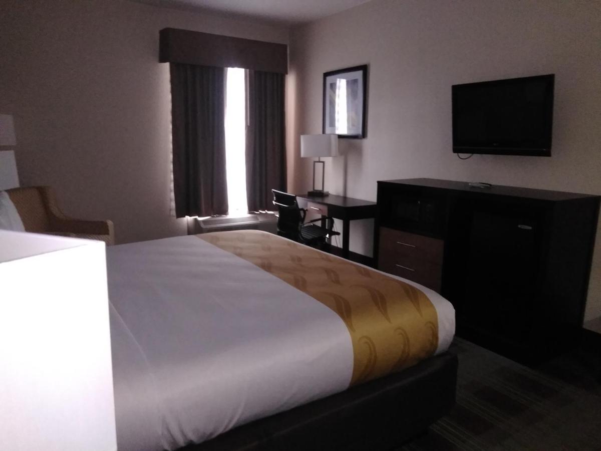 King Room - Non-Smoking at Quality Inn & Suites
