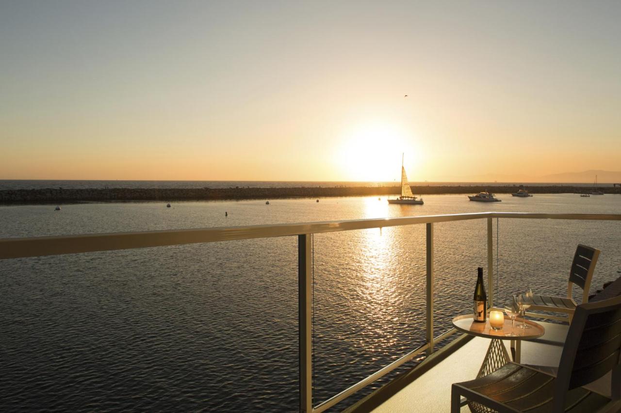Deluxe King Room with Ocean View at Portofino Hotel & Marina