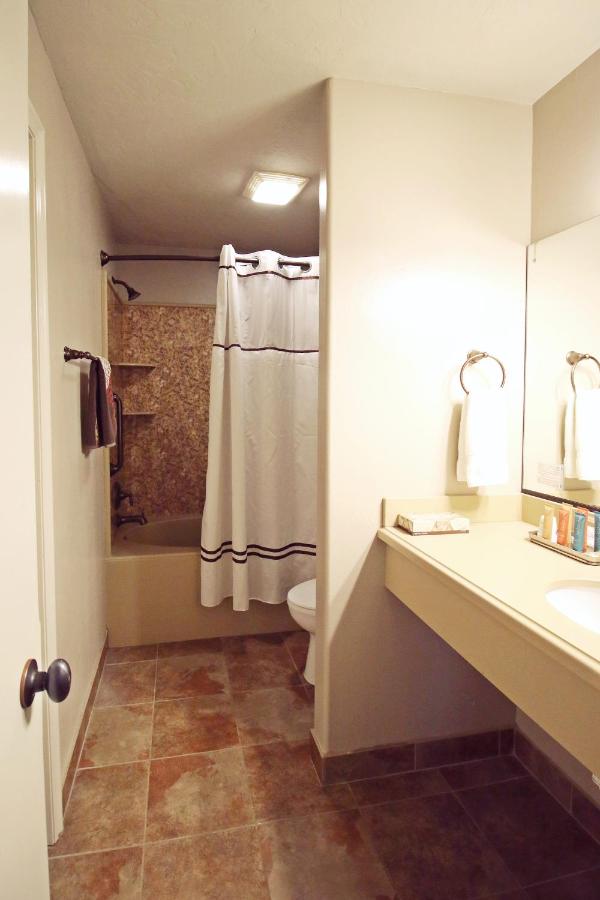 King Suite at Hidden Canyon Retreat