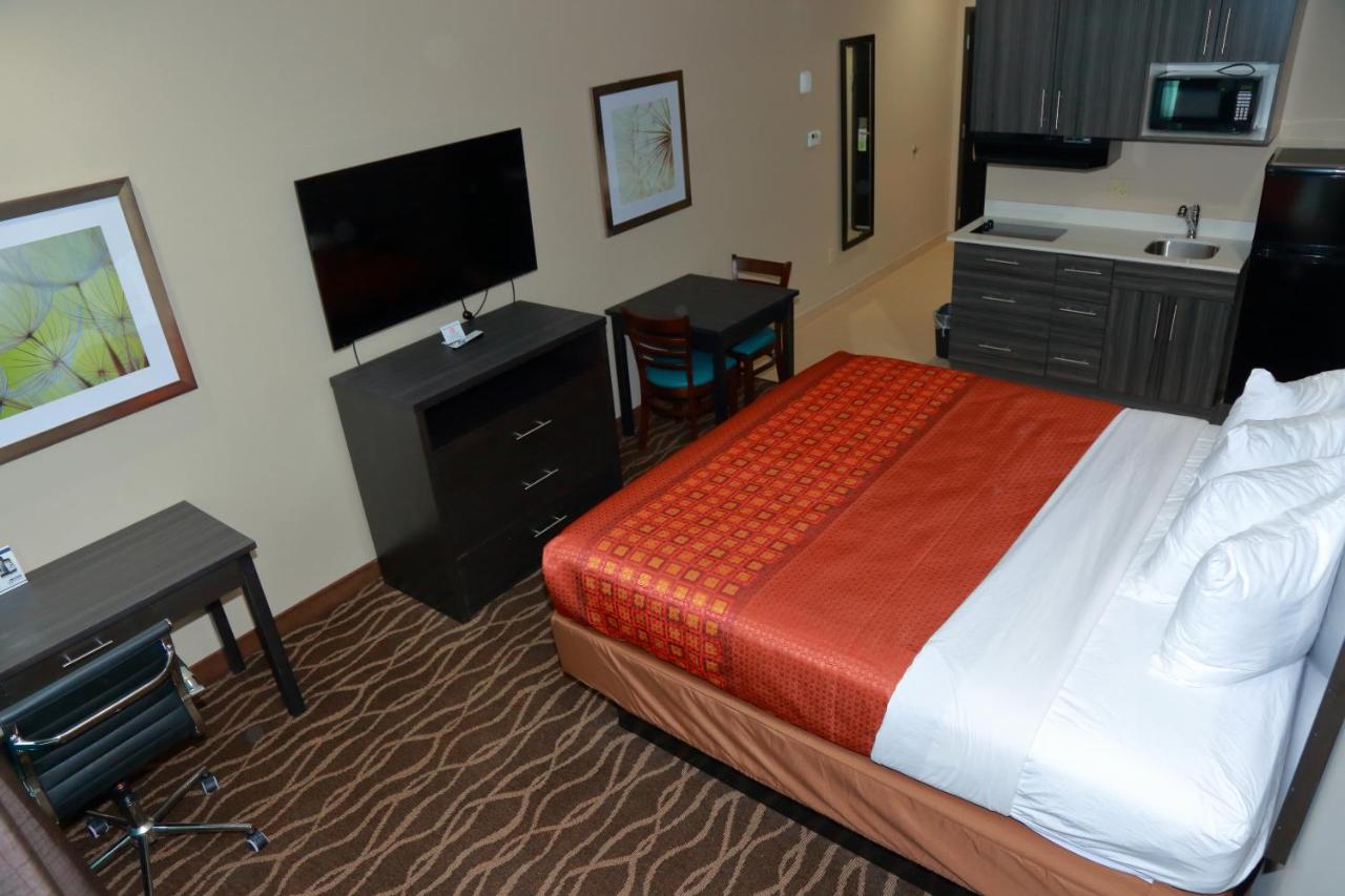 1 King Bed Kitchenette Suite NS at Americas Best Value Inn & Suites Prairieville