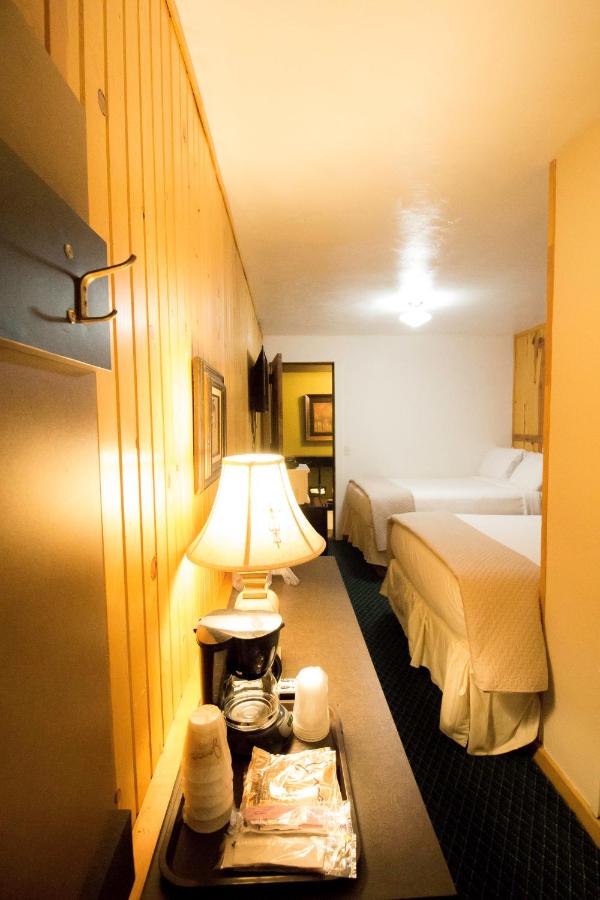 | Colter's Lodge