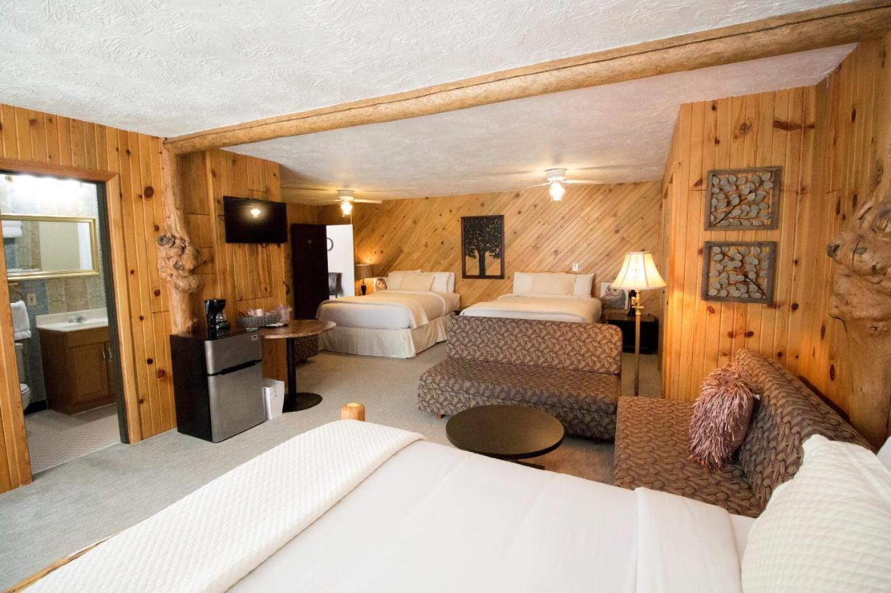  | Colter's Lodge