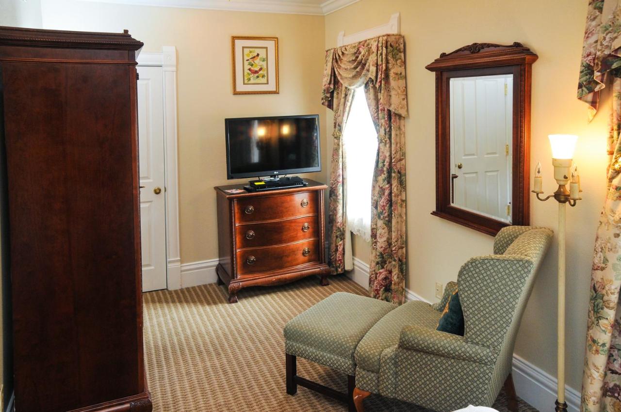 King Studio at Cliff House at Pikes Peak