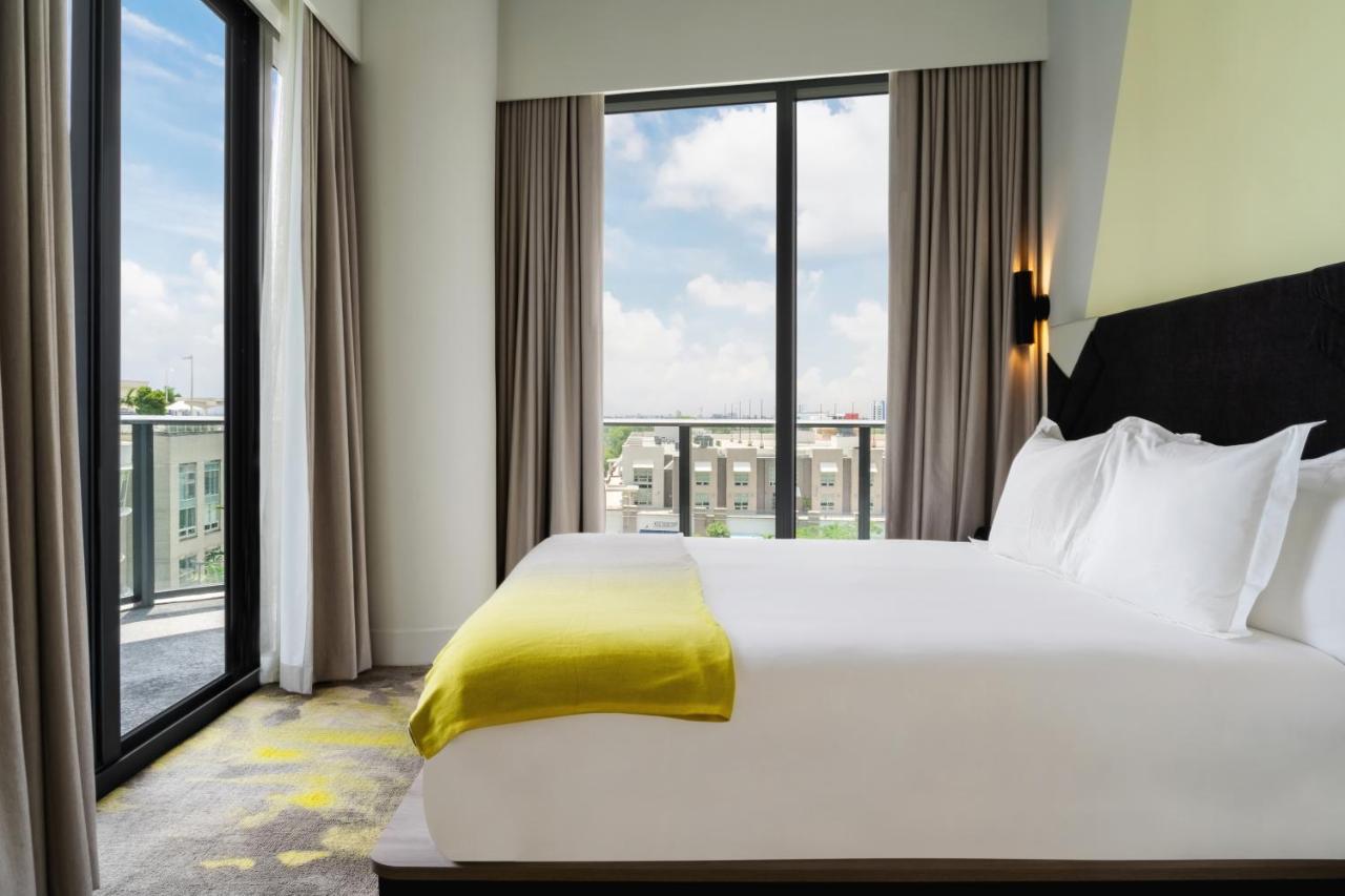 Deluxe Suite at Hyde Suites Midtown Miami