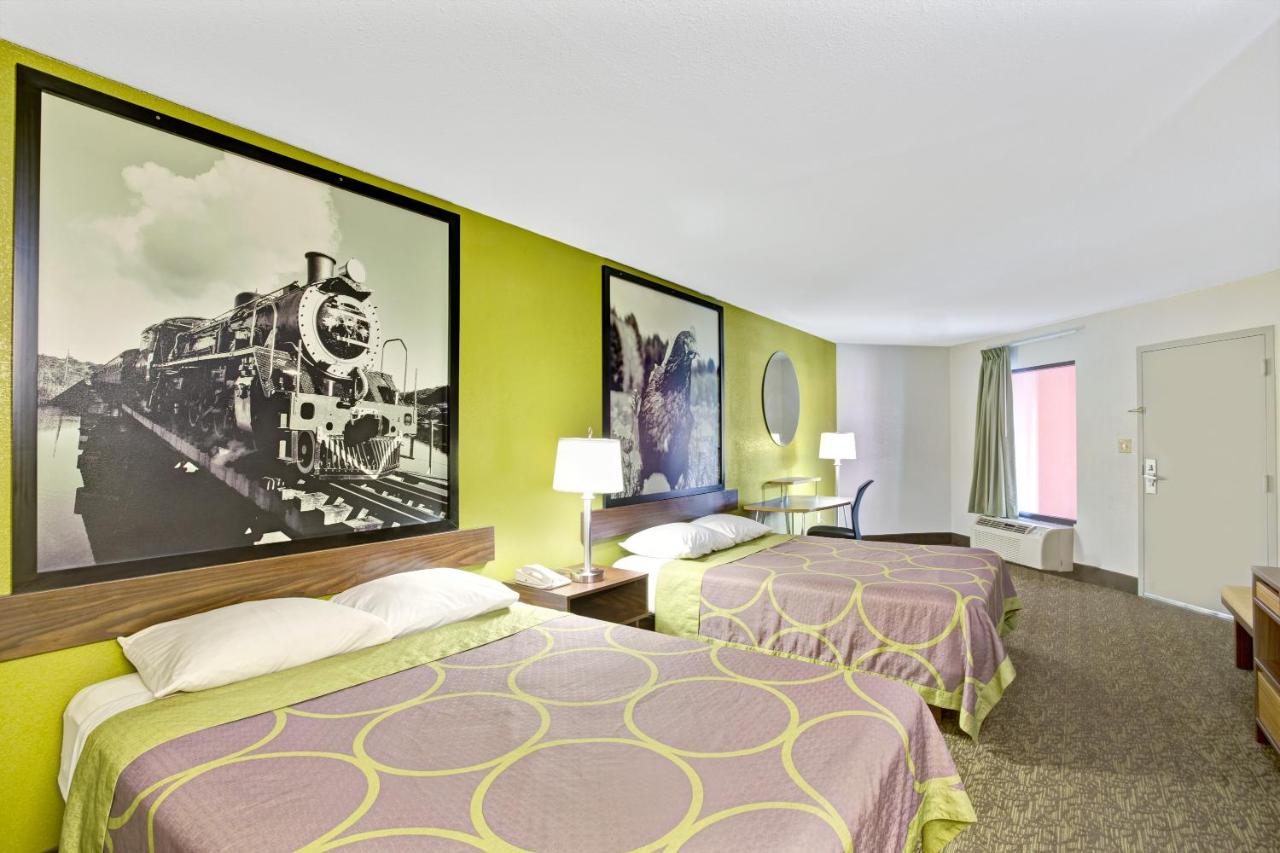 Studio Suite with Two Queen Beds - Non-Smoking at Super 8 by Wyndham Gainesville