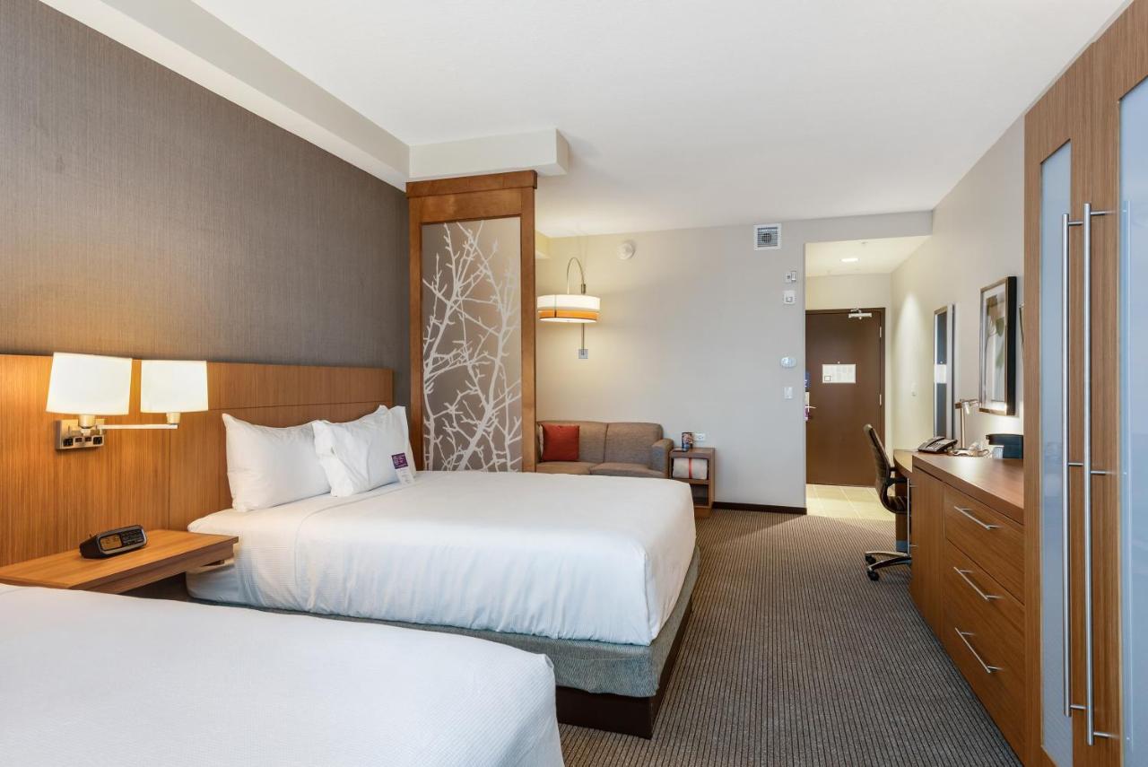 Queen Room with Two Queen Beds - Disability Access at Hyatt Place Tampa/Wesley Chapel