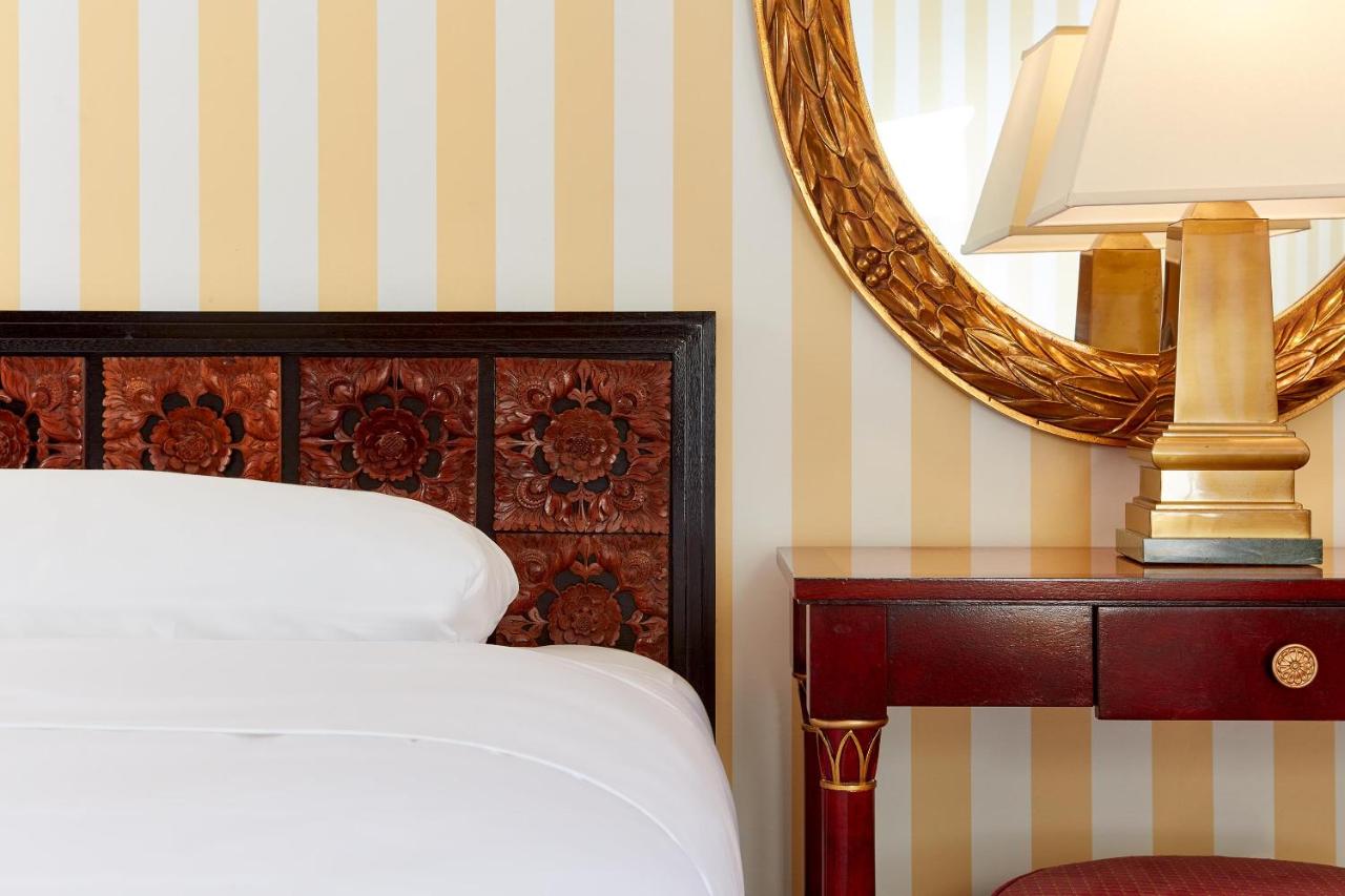 King Suite at Orchard Hotel
