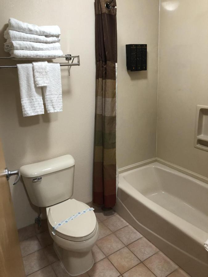 Oversized Queen Room with Two Queen Beds - Non-Smoking at Best Western Dallas Inn & Suites