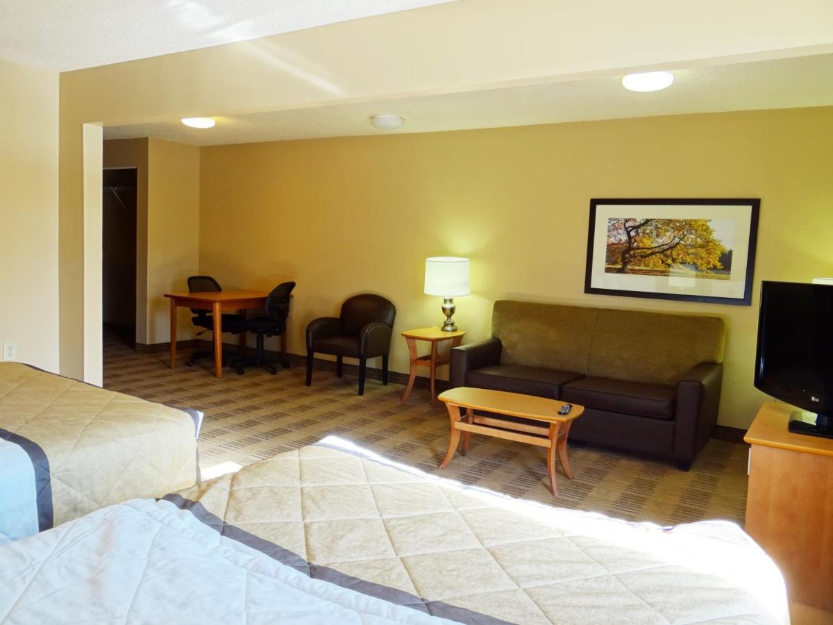 Deluxe Studio with 2 Double Beds - Non-Smoking at Extended Stay America Suites Melbourne Airport