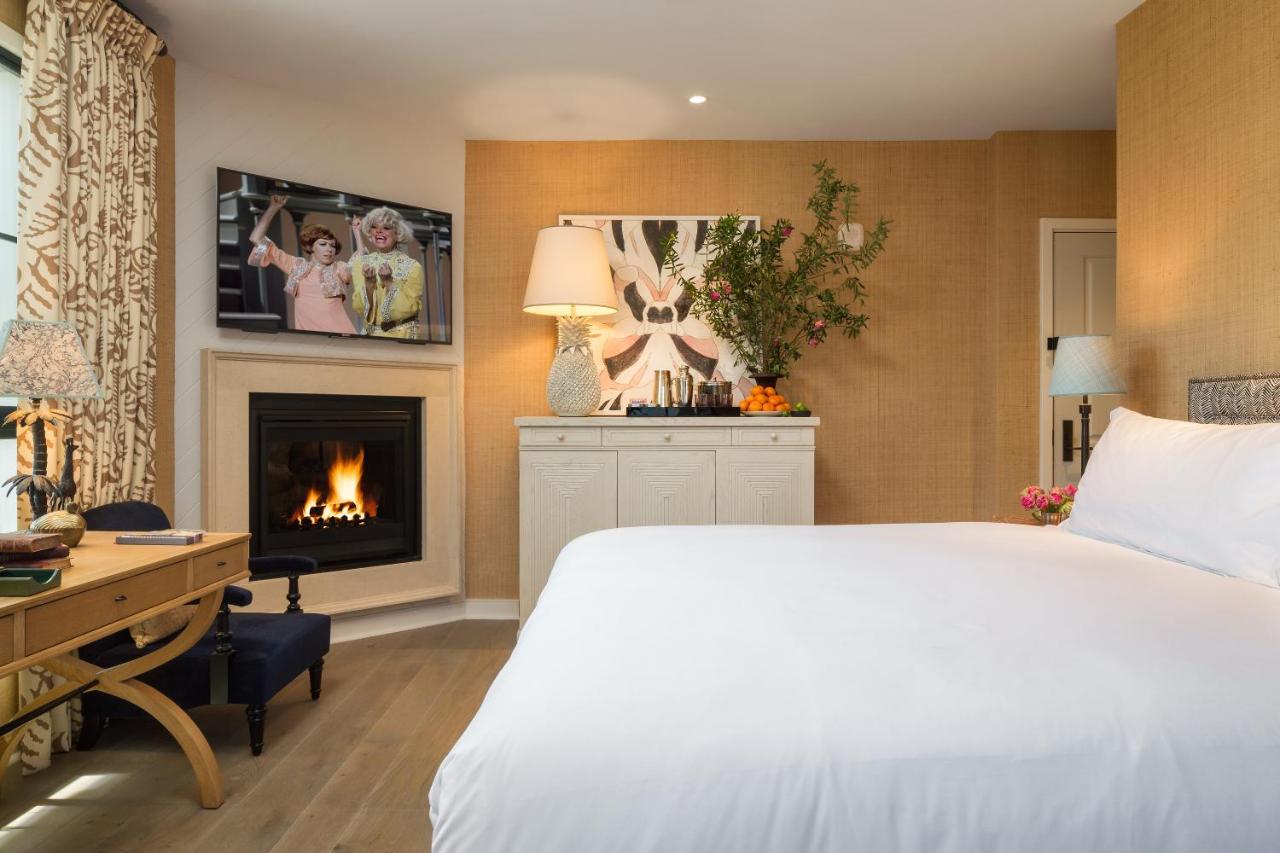 Deluxe King Room at Hotel 850 SVB, a Member of Design Hotels