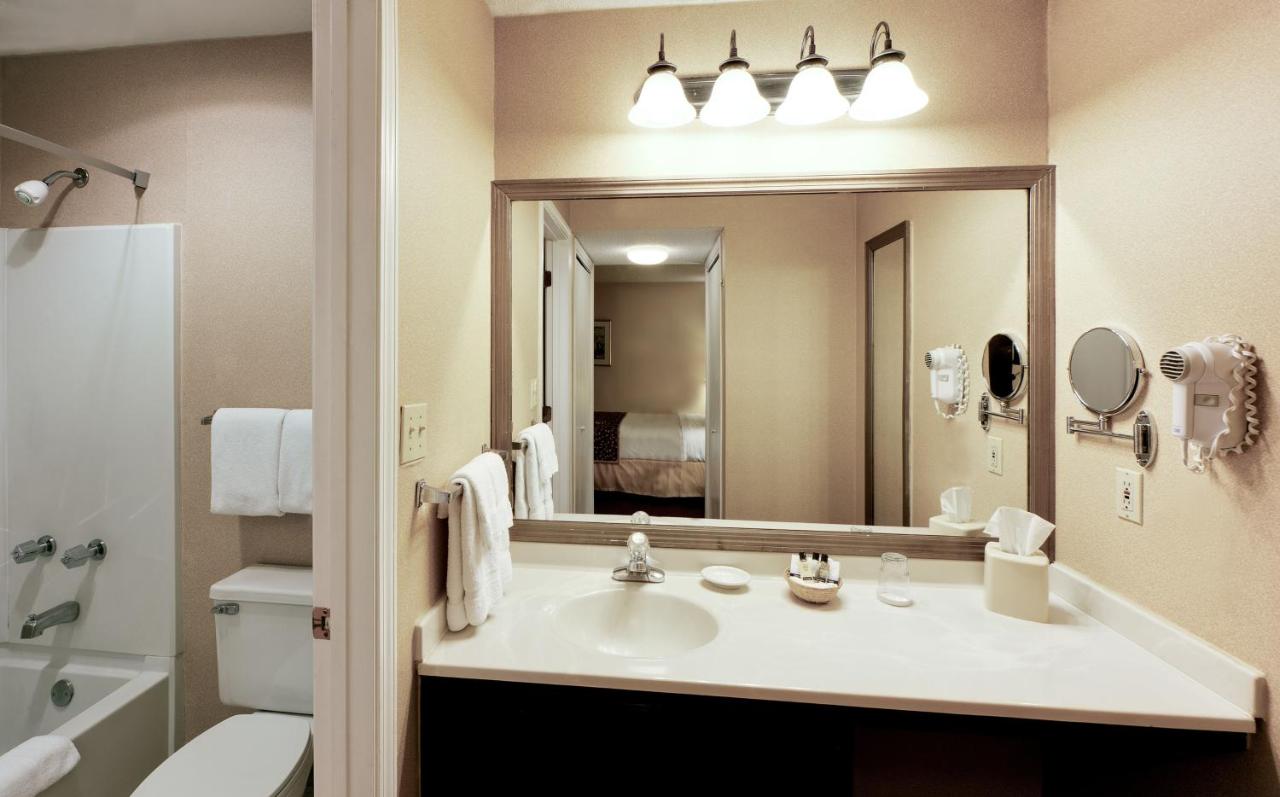 Two-Bedroom Loft Suite with 1 King Bed and 1 Queen Bed, Non-Smoking at Hawthorn Extended Stay by Wyndham Dayton