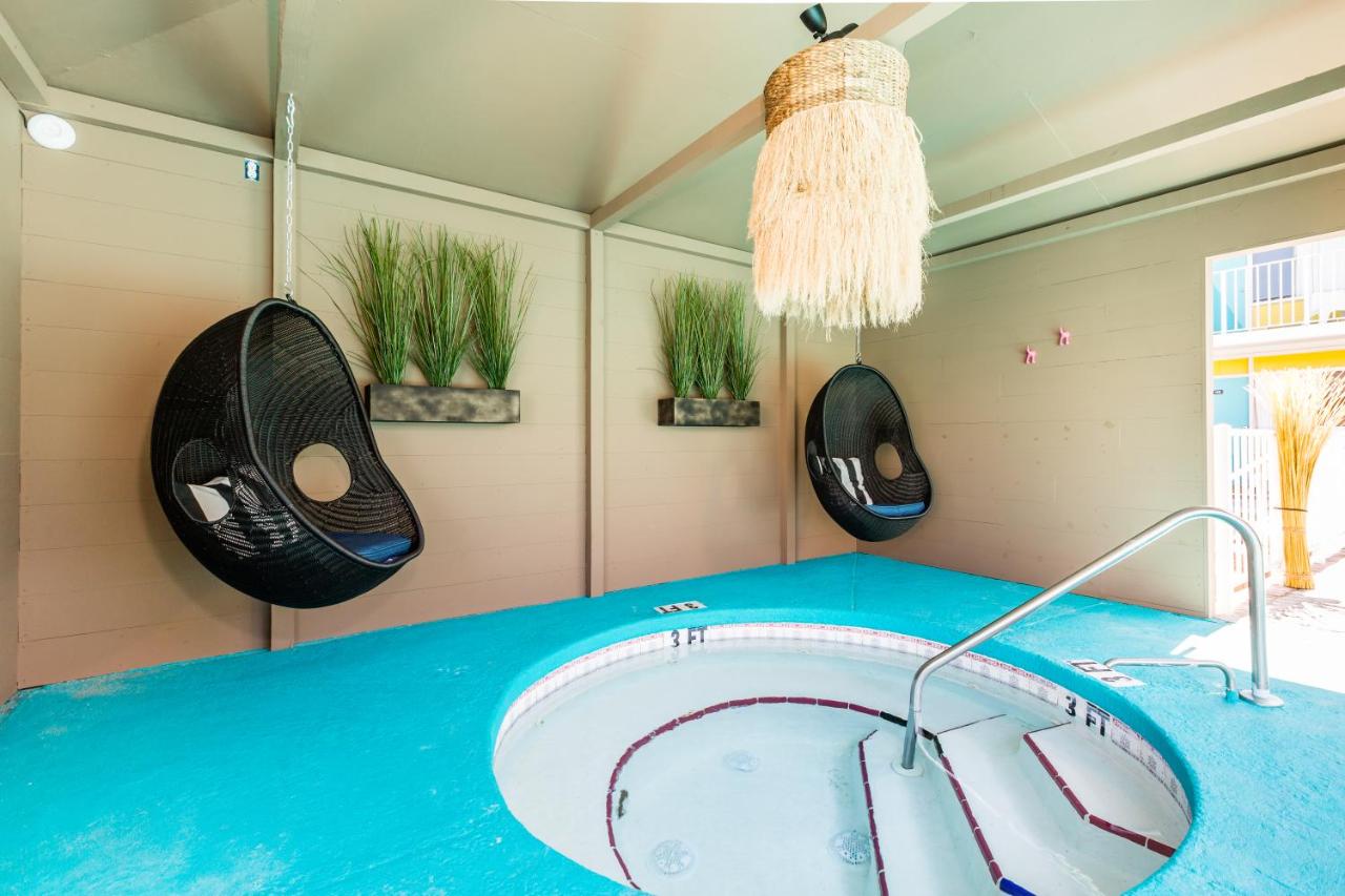  | Waikiki Village Retro Motel by Oceana Resorts