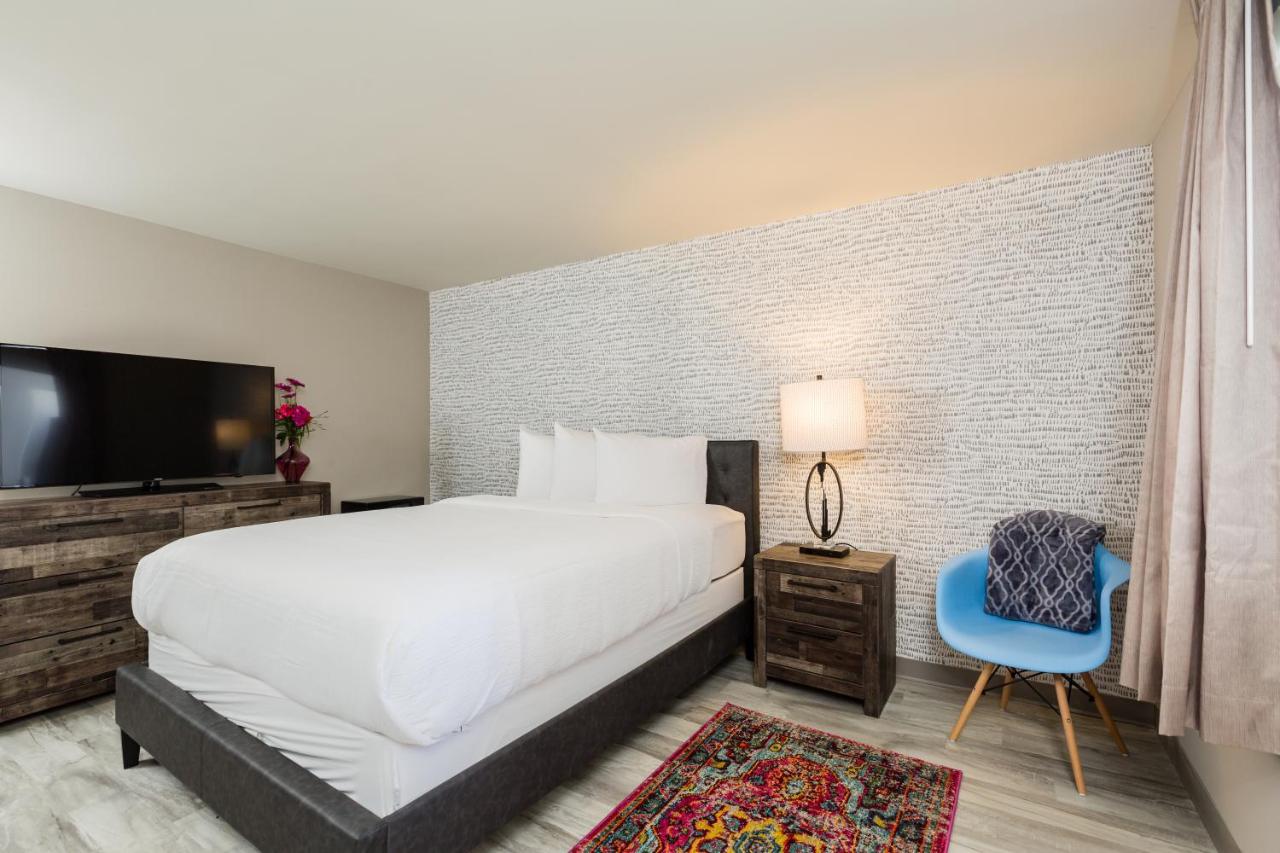  | Waikiki Village Retro Motel by Oceana Resorts