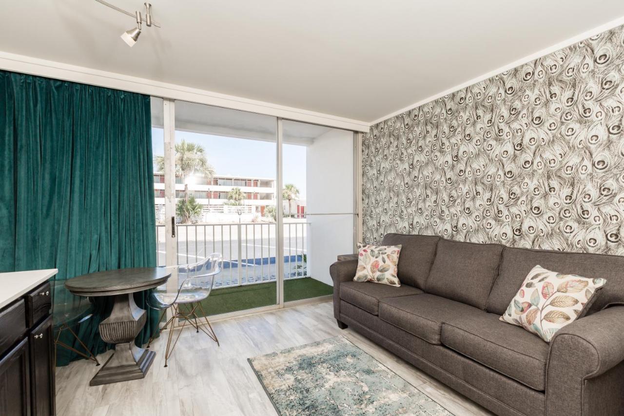  | Waikiki Village Retro Motel by Oceana Resorts
