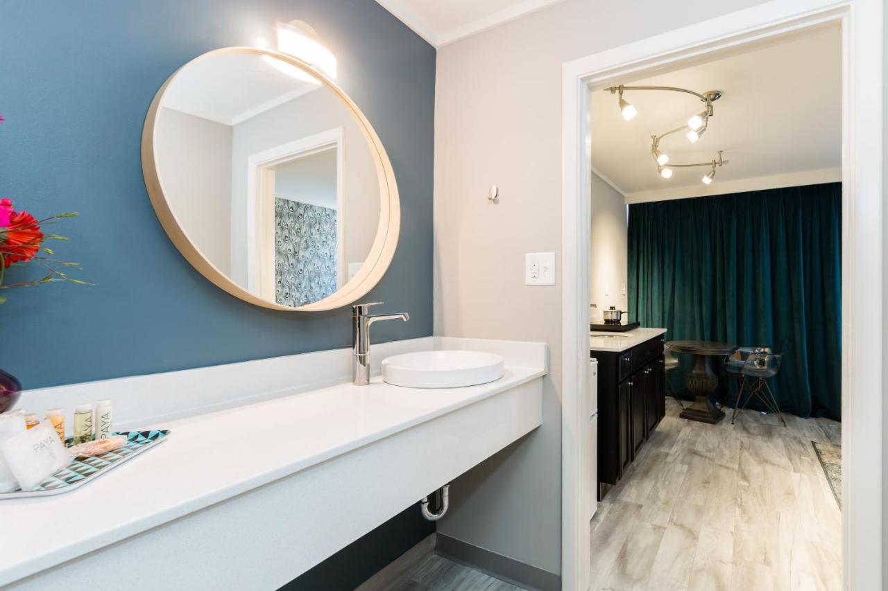  | Waikiki Village Retro Motel by Oceana Resorts