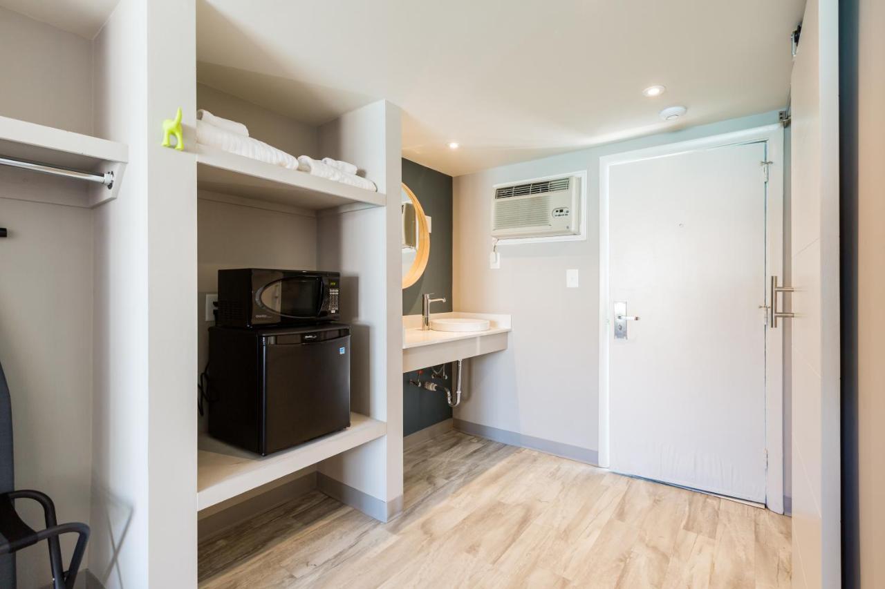  | Waikiki Village Retro Motel by Oceana Resorts