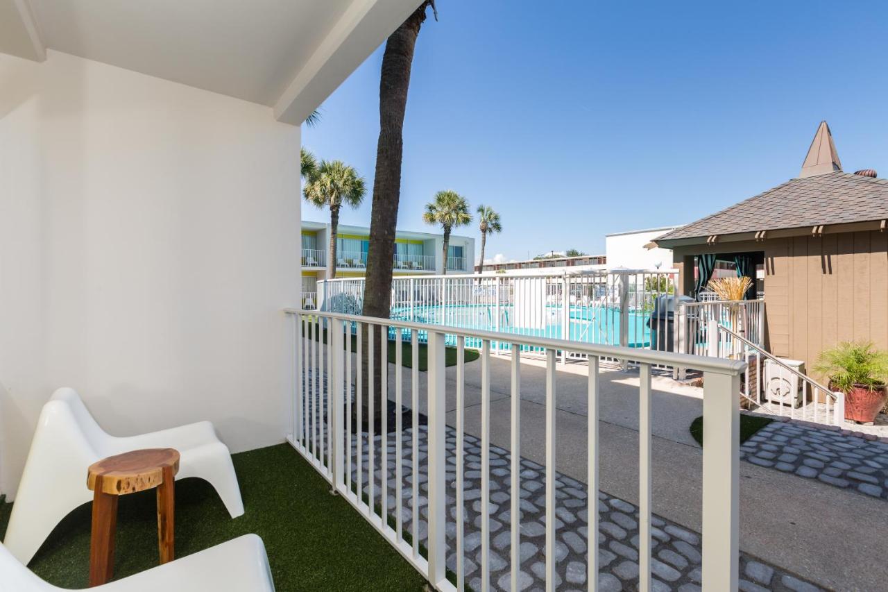  | Waikiki Village Retro Motel by Oceana Resorts