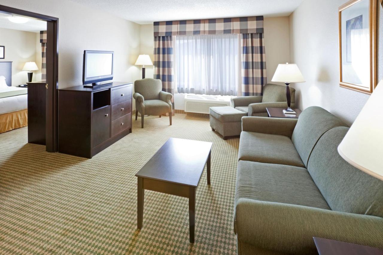  | Holiday Inn Express Hotel & Suites Fort Worth Southwest I-20