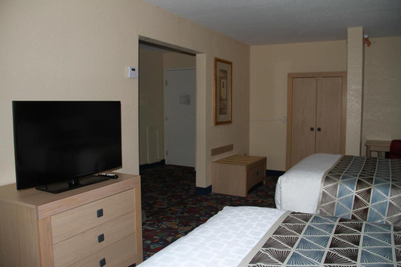 Studio Suite with Two Queen Beds - Non-Smoking at Baymont by Wyndham Stevens Point