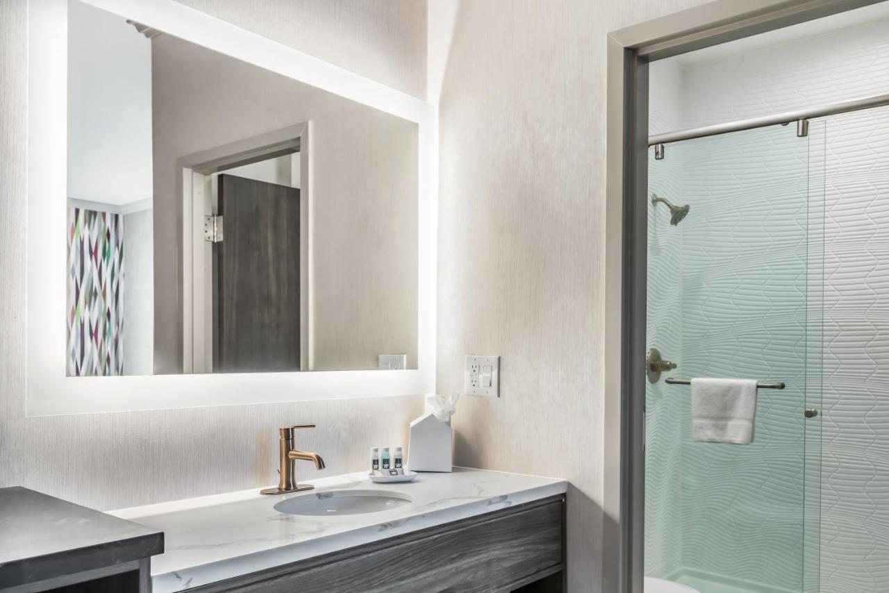 Family Suite at Signature San Francisco