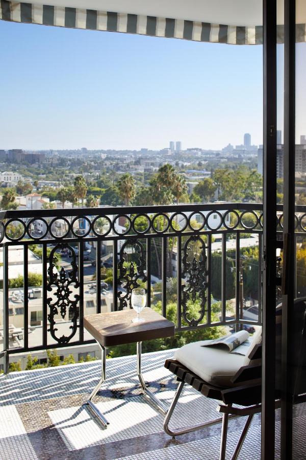 Vista Double Suite at Hotel 850 SVB, a Member of Design Hotels