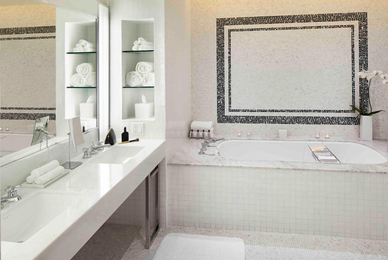 Gate Suite One Bedroom at Hotel 850 SVB, a Member of Design Hotels