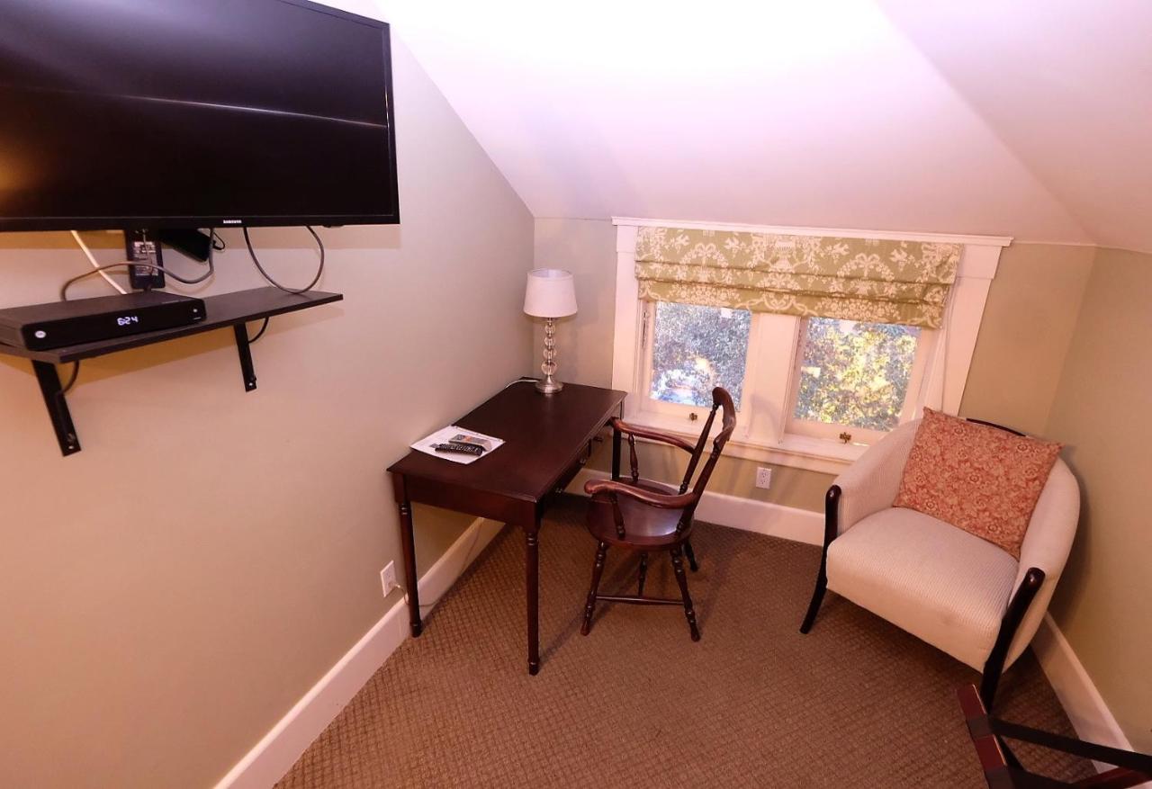 Cozy Nook (#6) at Arroyo Vista Inn