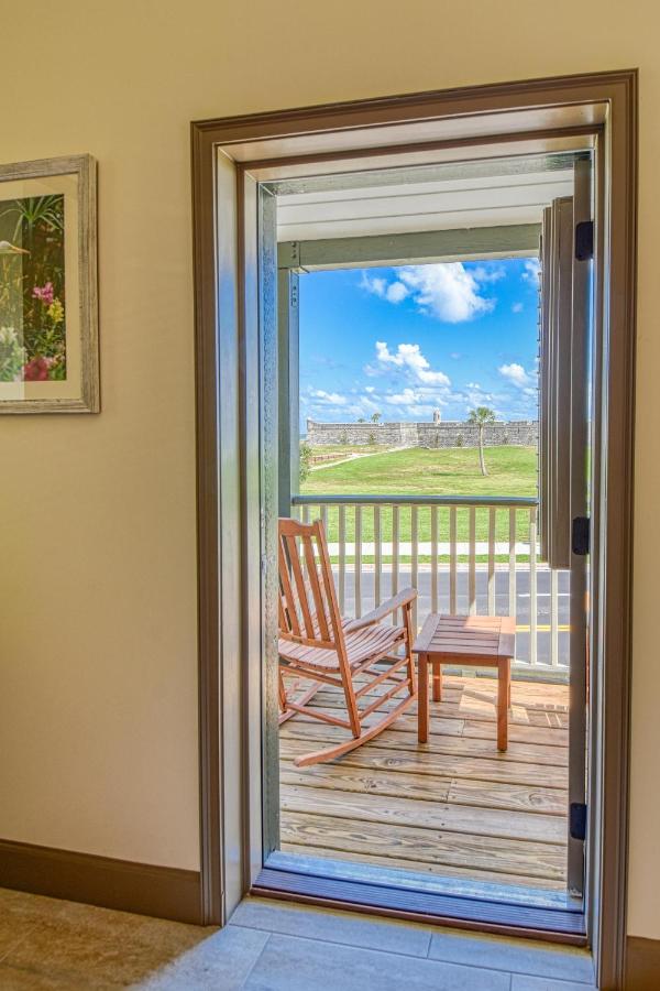 Superior King Suite at St George Inn