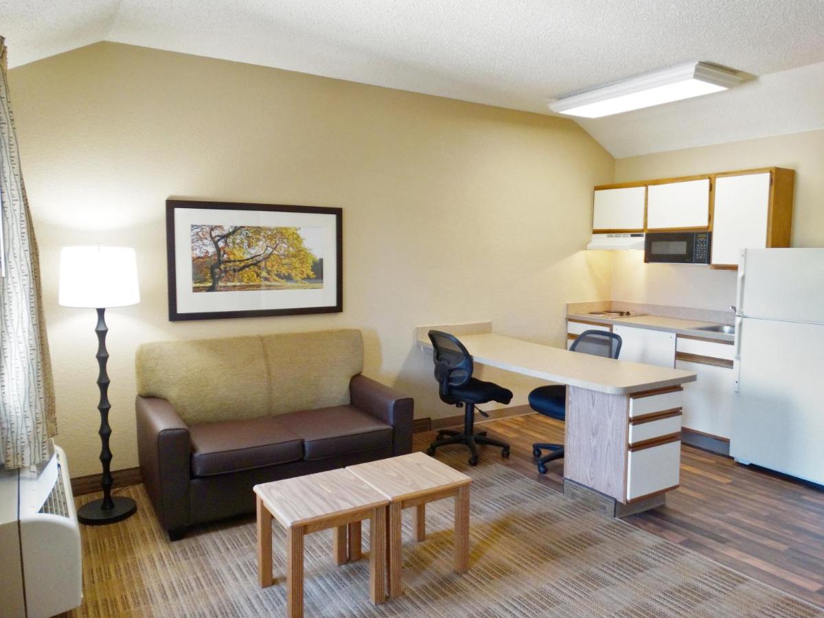 Deluxe Studio with Two Double Beds - Non-Smoking at Extended Stay America Suites Louisville Alliant Avenue