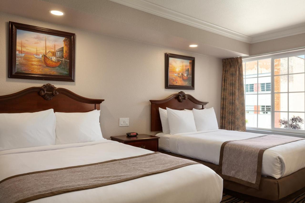 Double Room with Two Double Beds - Non-Smoking at Days Inn by Wyndham Eureka CA