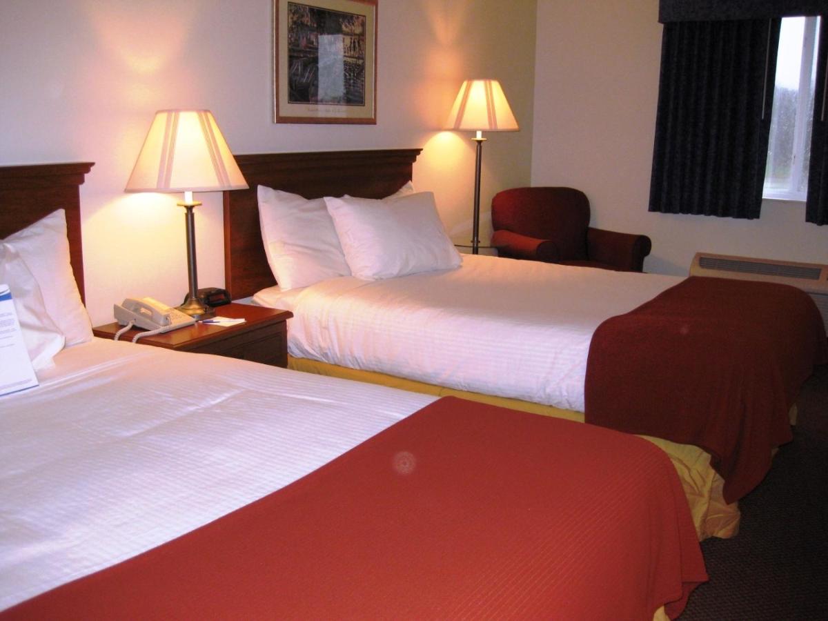 Double Room with Two Double Beds - Non-Smoking at Baymont by Wyndham Indianapolis