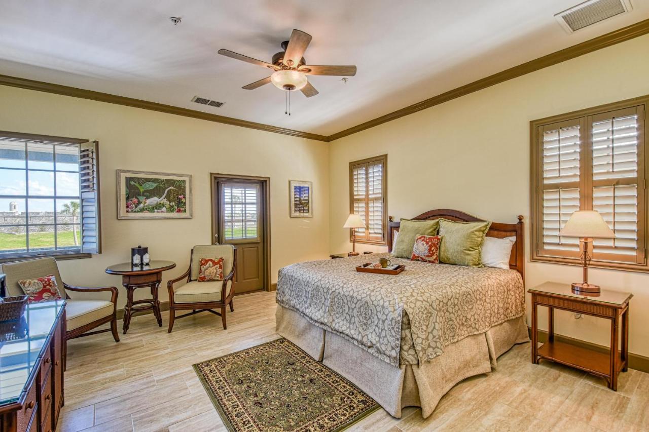 Superior King Suite at St George Inn