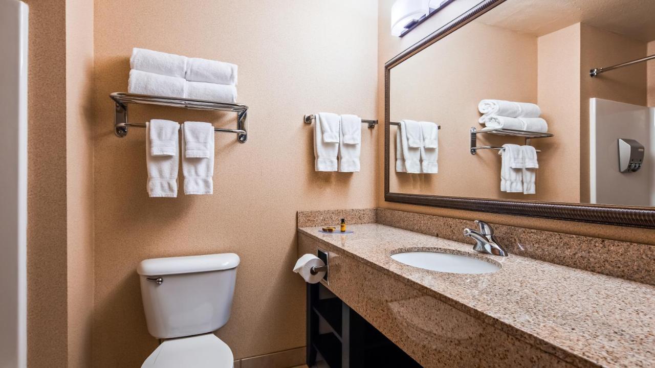 Two Bedroom King Suite at Best Western Plus Blaine at the National Sports Center