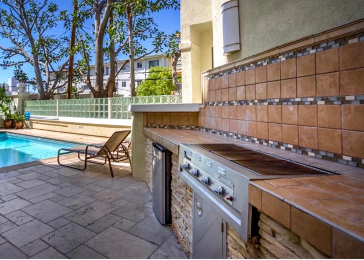 Penthouse Apartment at Luxury Suites - Heart of Beverly Hills
