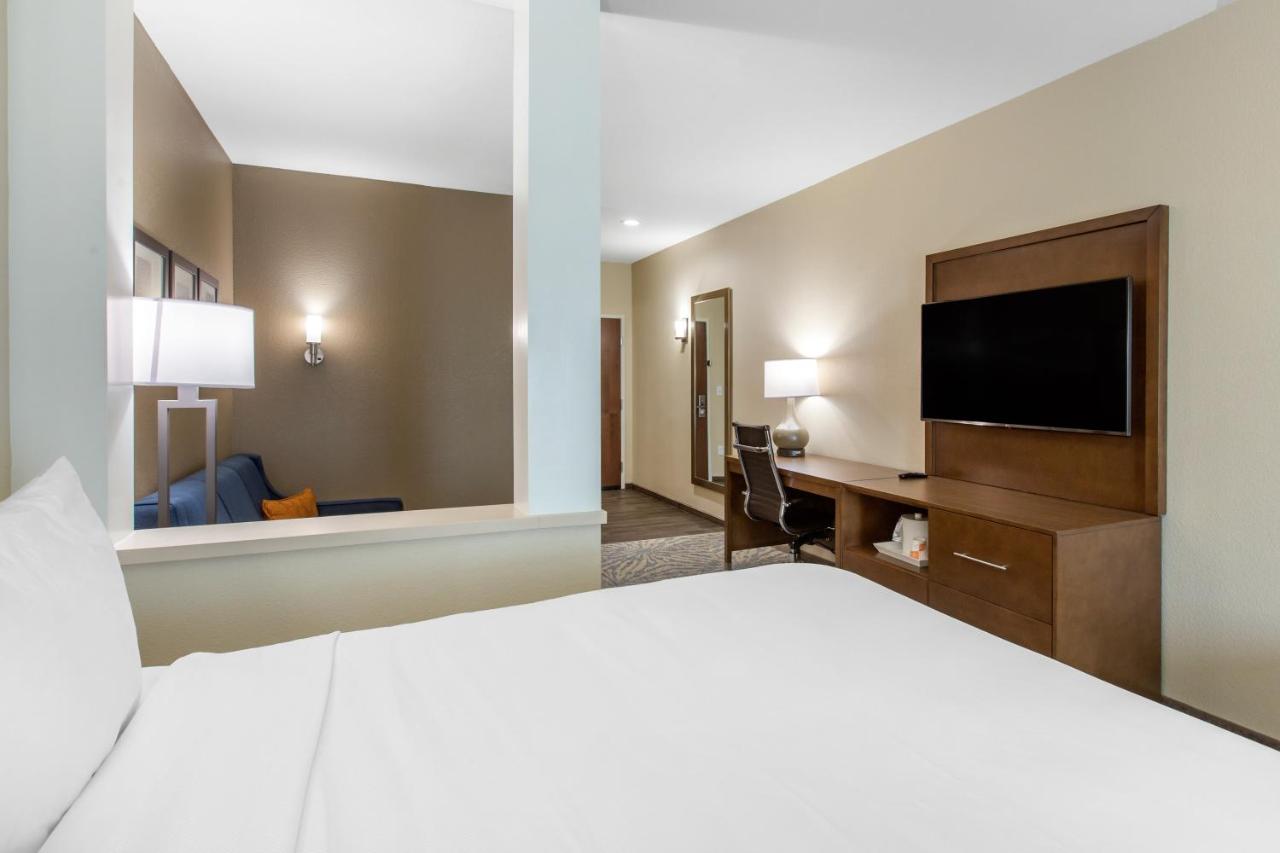 Queen Suite with Two Queen Beds - Accessible/Non-Smoking at Comfort Suites - South Austin