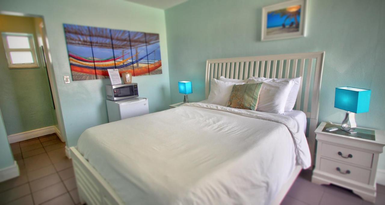 Standard Room at Hollywood Beachside Boutique Suites