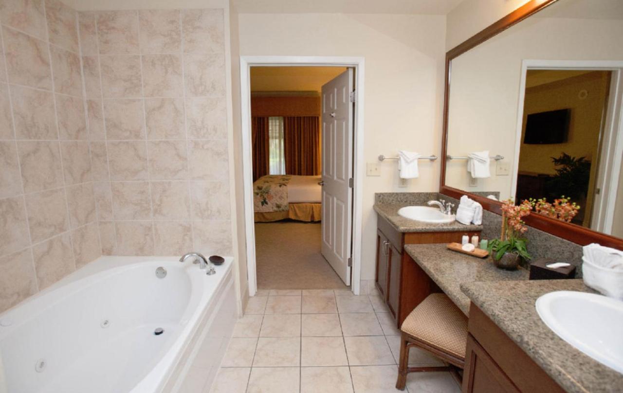 Suites at the Tahiti Village