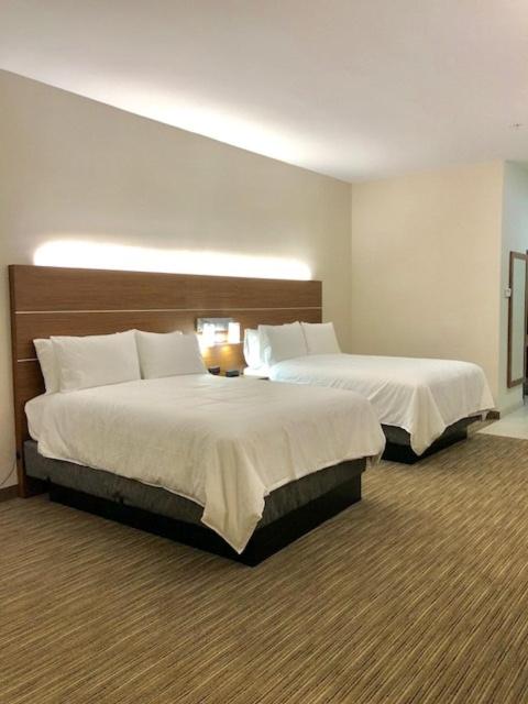 Queen Room with Two Queen Beds - Non-Smoking at Holiday Inn Express and Suites Longview South I20, an IHG Hotel