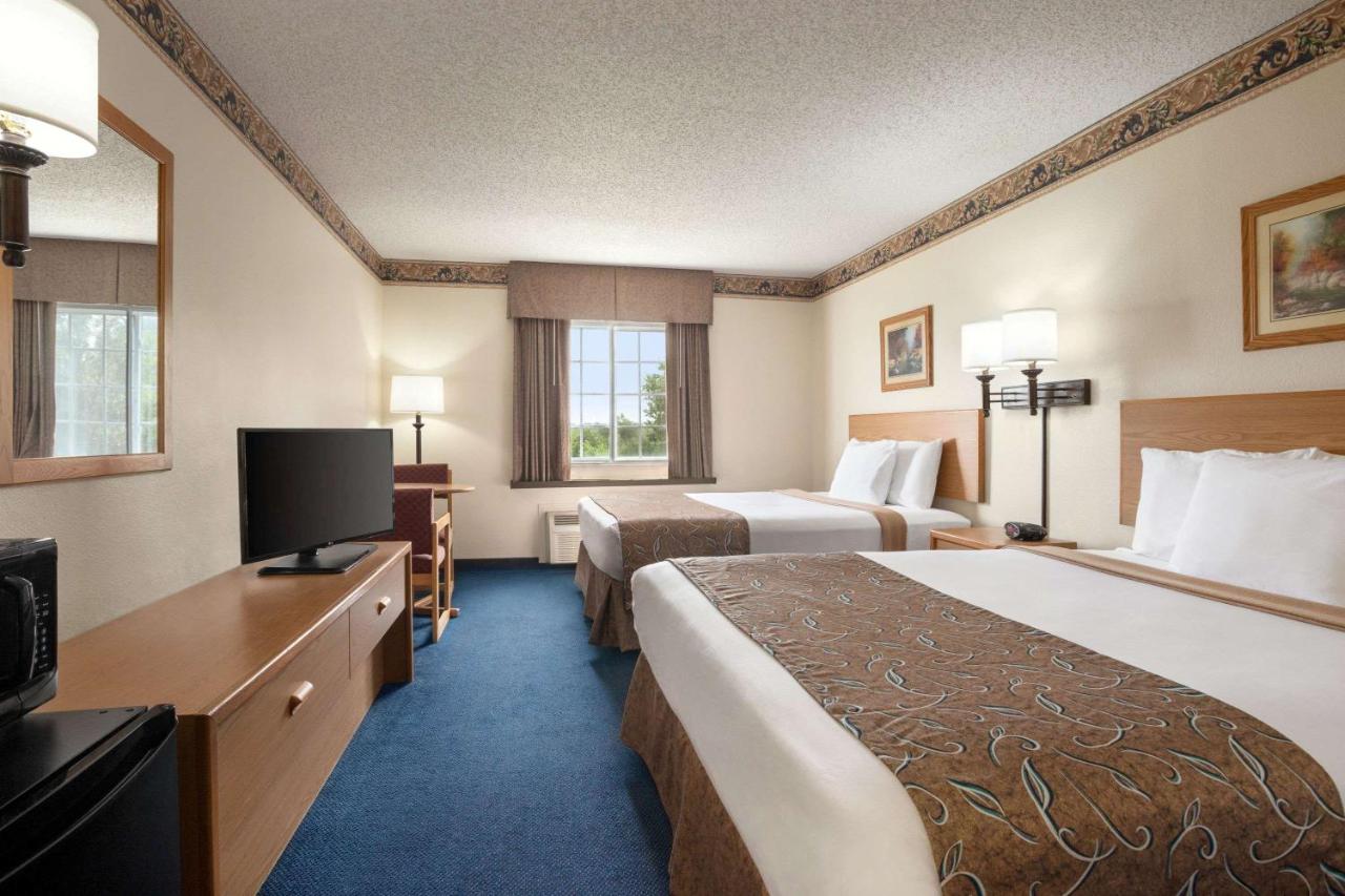 Queen Room with Two Queen Beds - Non-Smoking at Travelodge by Wyndham Fort Scott