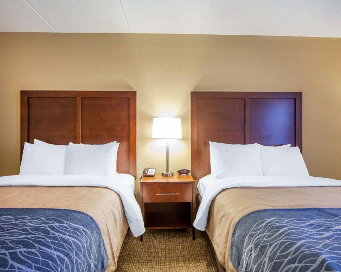 Queen Room with Two Queen Beds - Non-Smoking at Comfort Inn at Royal Blue
