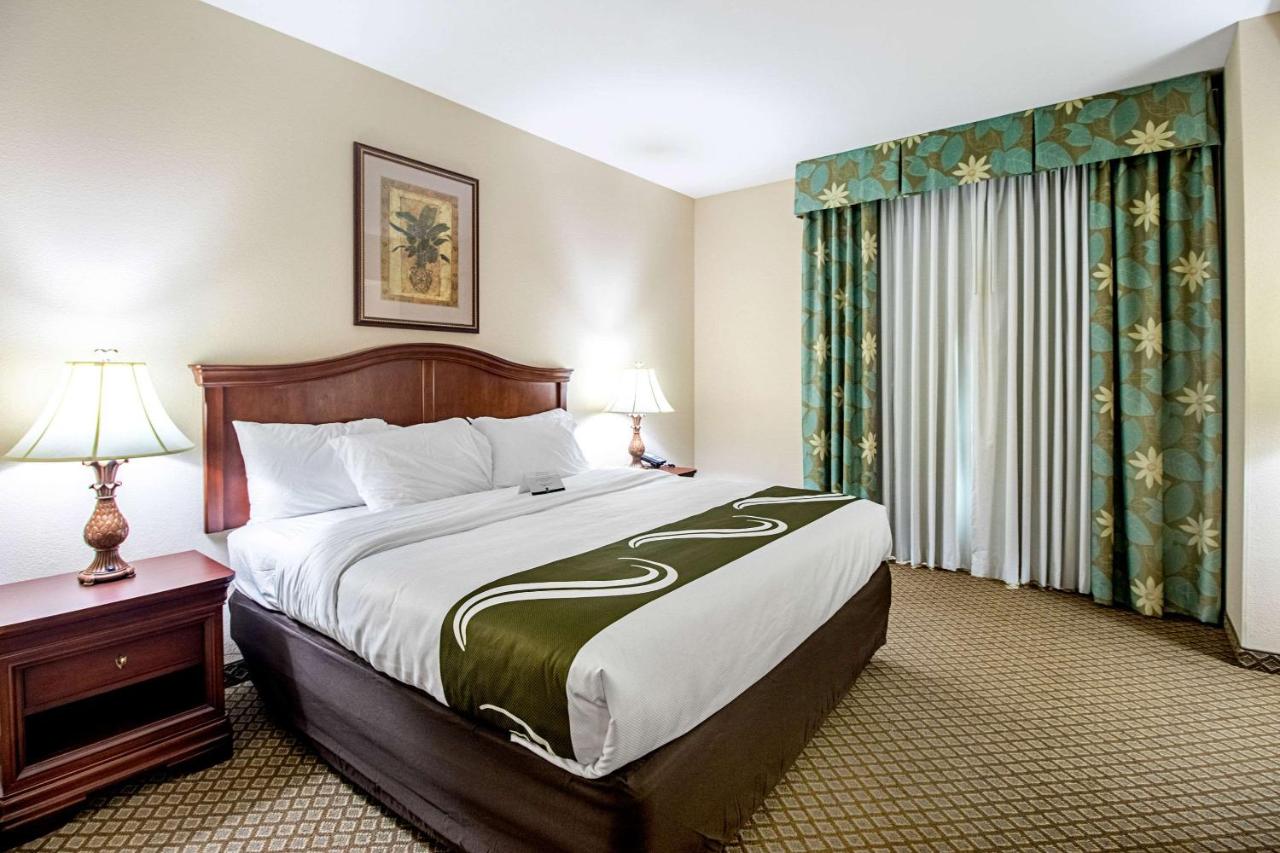 King Suite with Sofa Bed - Non-Smoking at Quality Inn & Suites